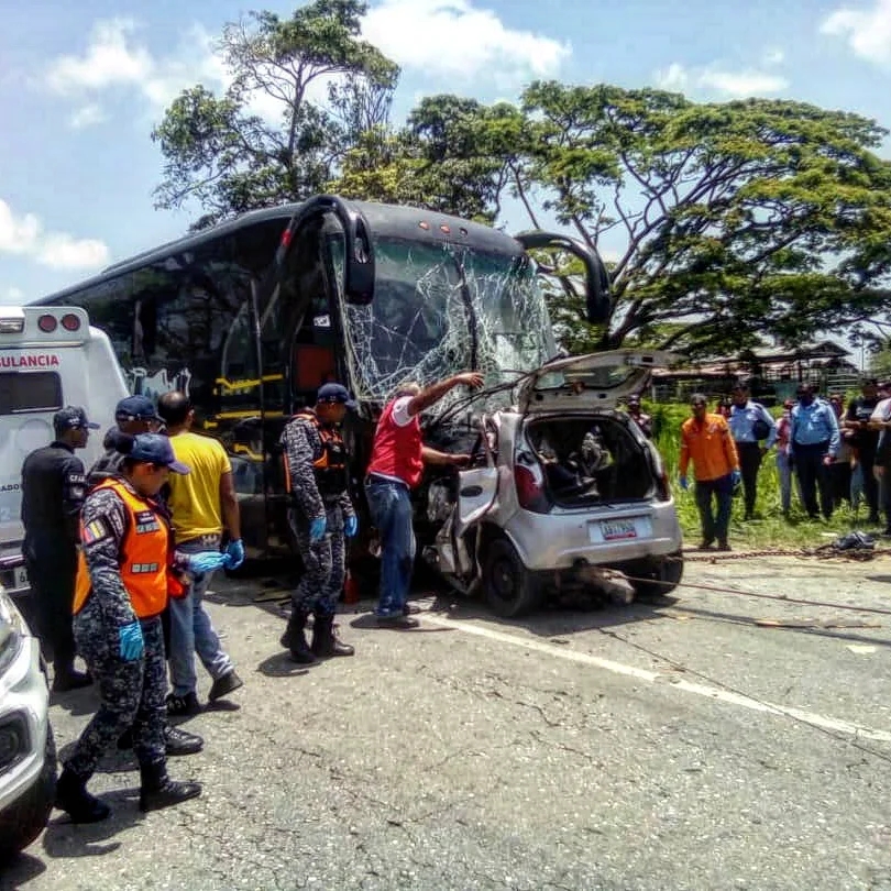 Choque de frente entre Arauca y Expreso deja dos muertos y cinco lesionados en la Morón-Coro